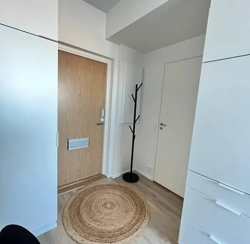 Modern Penthouse With Private Terrace Lägenhet